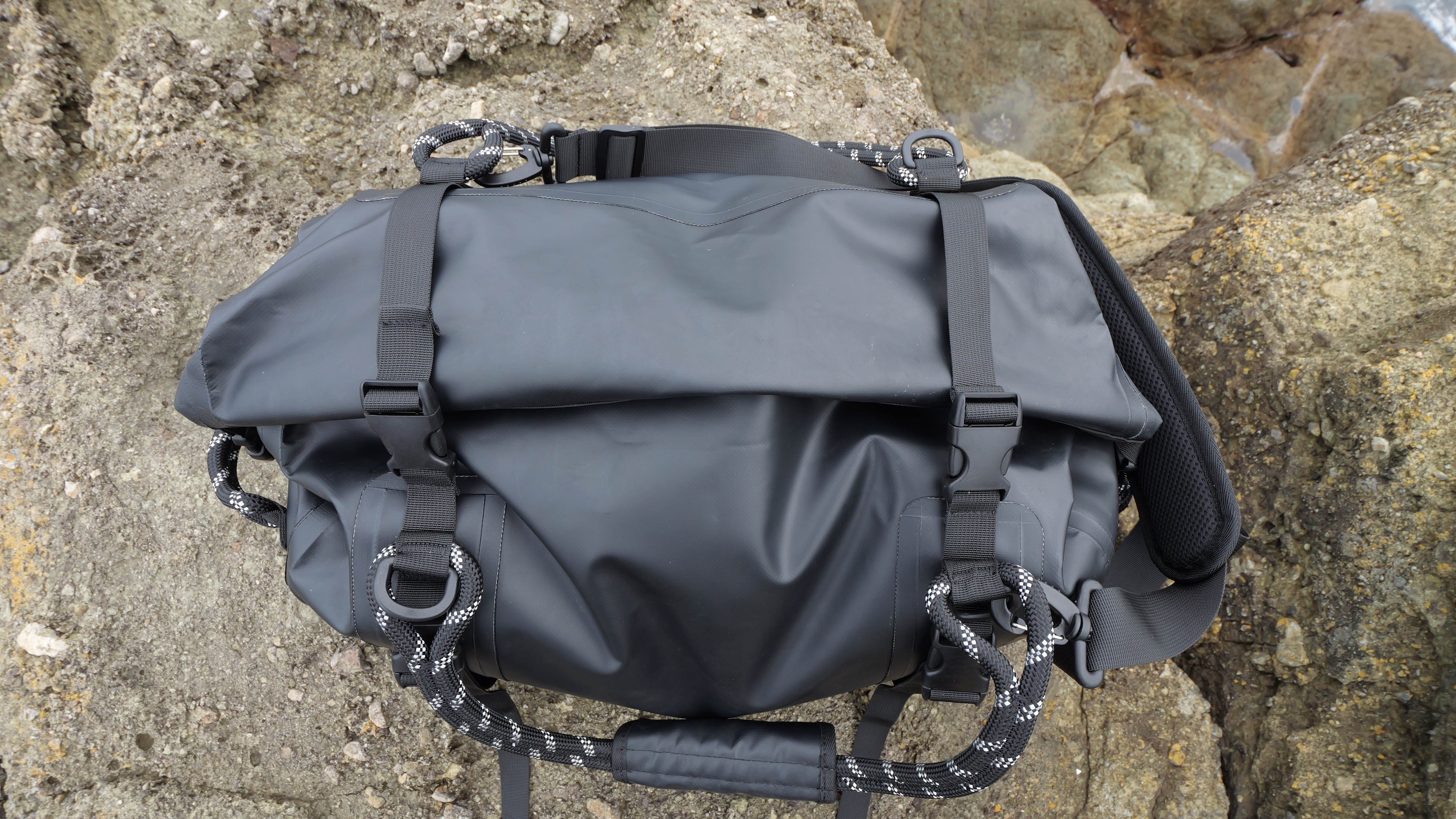 TOUGH DRY BAG 40L BLACK | タフドライバッグ ブラック